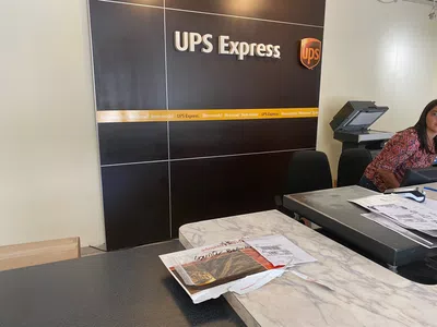Fui a ups a buscar las entradas y llego el sobre vacío. una vergüenza