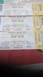 Me cobraron de más en los envíos y aparte de eso m mandaron entradas de menos $$