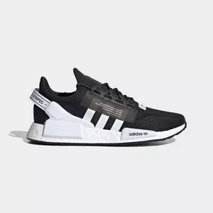 Olor en las zapatillas adidas