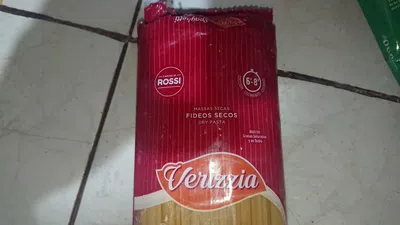 Larvas y polillas