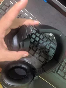 Auriculares se me rrompen al mes