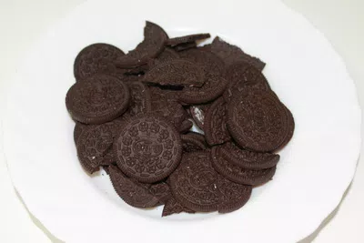 Galletitas oreos sin tapas y algunas sin crema