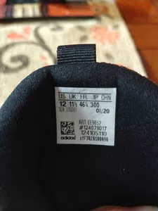 Necesito un cambio. no coincide el talle de la caja con el de las zapatillas