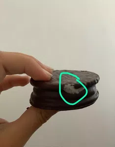 Hongos blancos en alfajores tofi