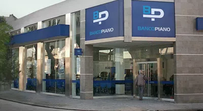 Habona los haberes de jubilados en billetes de $ 100.- solamente