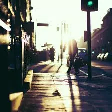 Los semáforos no se distinguen con el sol...!!!