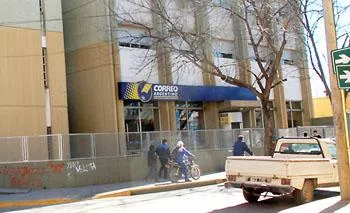 Imposibilitan retiro de encomienda en Pergamino
