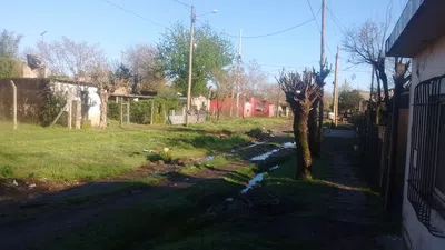 Que iluminen y encascotado la calle