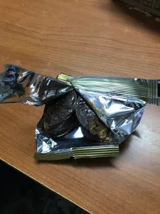Alfajor mal presentado