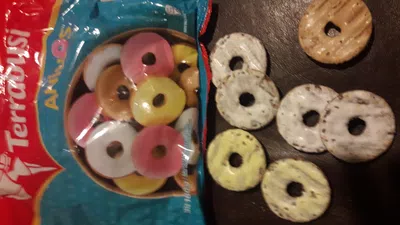 Galletitas anillos, muy mal terminadas