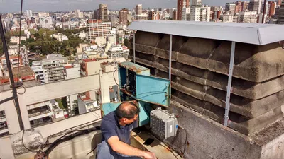 Necesito servicio de calidad y que no se corte, por lo que pago
