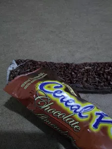 Gusano en barra de cereal