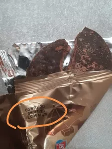 Alfajor terrabusi clásico en mal estado