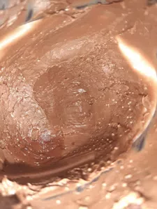 Nutella en mal estado sin estar vencida, con bolitas