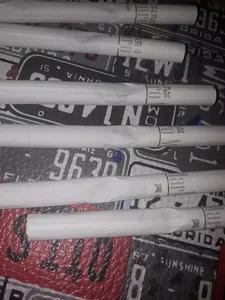 Cigarrillos sin el tabaco correspondiente