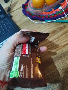 Mitad de un chocolate-verguenza