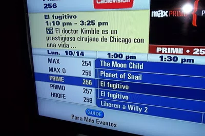 Estafa paquete hbo- misma pelicula, , ambos canales, mismo horario