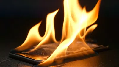 Mercado libre discrimina a los que no usan los malditos celulares!