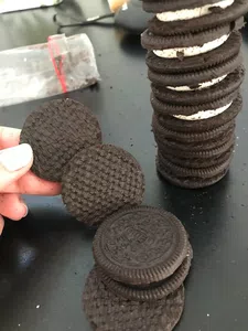 Sin relleno y faltan galletas