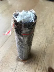 Un paquete vino abierto