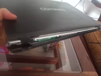 El correo rompio la mercaderia y mercadolibre no se hace cargo ni reclama