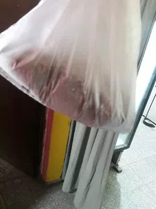 Tiene muchísimo polvo