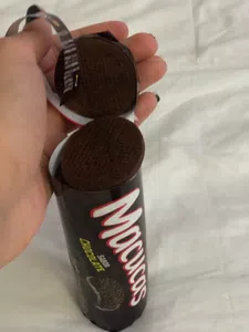 Galletitas dulces saber chocolate sin su relleno