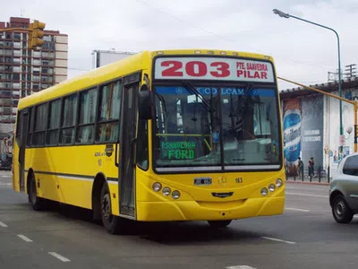 No quiso parar y tuve que tomar un remis un sabado