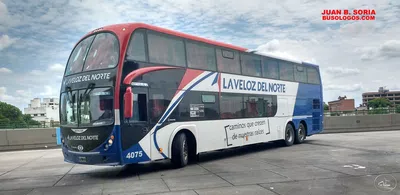 Más de 12 horas de atraso