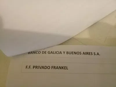 Un numero para comunicarme y saber exactamente q debo, gracias