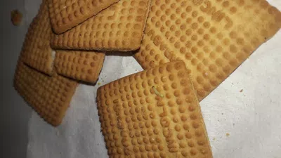 Gusano en el paquete de galletitas