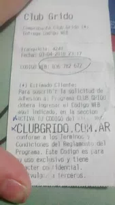 Código web y contraseña