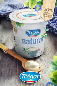 Lamitad del pote del queso untable me vino vacío y aire