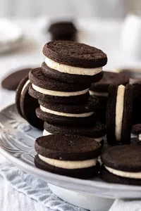 Oreos pegadas y partidas