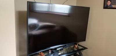 Un tv nuevo gratis por daños hacia mi familia