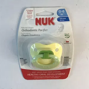 Chupetes entra agua saliva y se llena de hongos