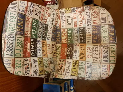 Que me devuelvan el dinero y les entrego la silla que no usé todavía