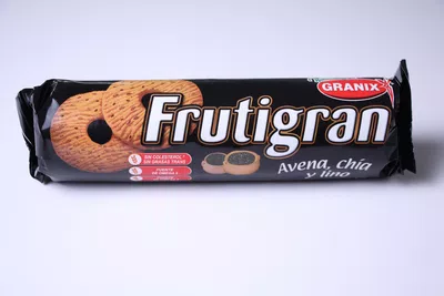 Tiene algo blanco la galletita