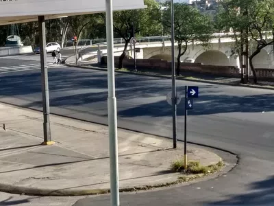 Que establezcan una parada en el nvo recorrido de la costanera
