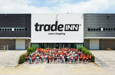  tradeINN hace más de 2 meses les hice una compra no entregan el articulo o dine