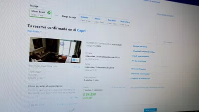 Indignación por booking