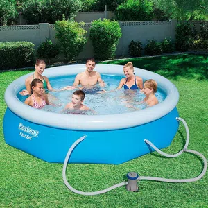 Pilet bestway steel pro perforada por el pasto