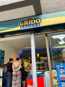 Pelo en mi helado