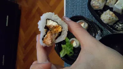 Quisiera que me devuelvan el dinero y hagan algo con este restaurante estafador!
