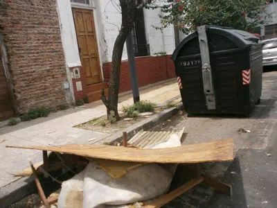 Que corran el contenedor a su lugar original