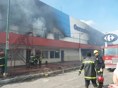 Carrefour cumpli y liberame del veraz