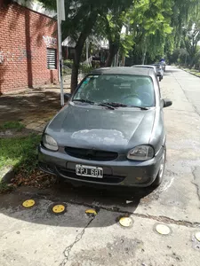 Auto abandonado en hospital centrangolo - fpj681