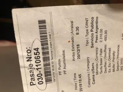 Resarcimiento por no cumplmiento del servicio q pague