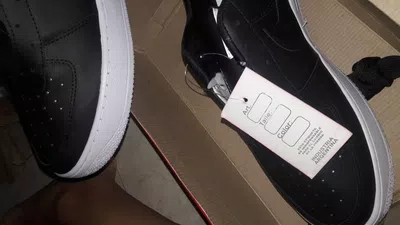 El reintegro de mi dinero y devuelvo las zapatillas