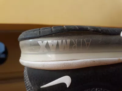 Rotura de zapatillas nuevas